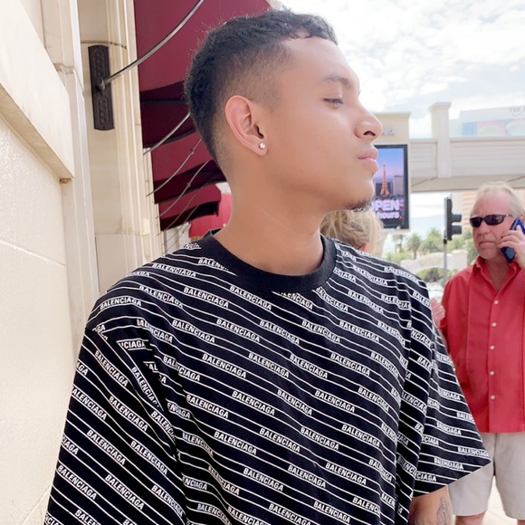 Meet your Posher, Victor - Picture 1 of 1